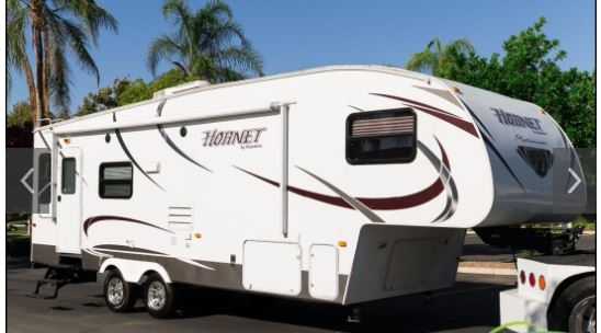 FifthWheel/Caravanne à sellette Keystone - Hornet - 27 pieds - 2012