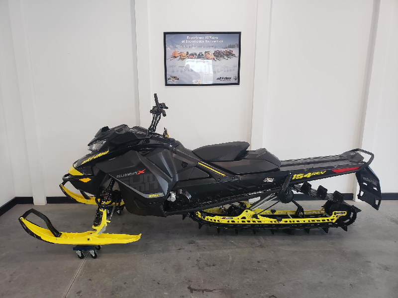 MOTONEIGE 2017 SKI-DOO SUMMIT X 850 E-TEC 154