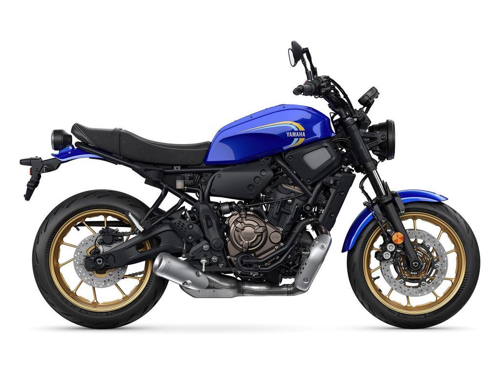 Yamaha XSR700 2024