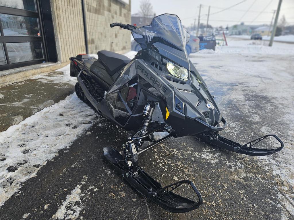 Polaris SWITCHBACK XC 850 2024