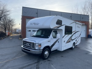 Thor Motor Coach Freedom Elite