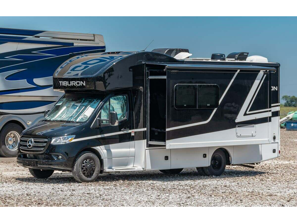 Thor Motor Coach Tiburon 2025