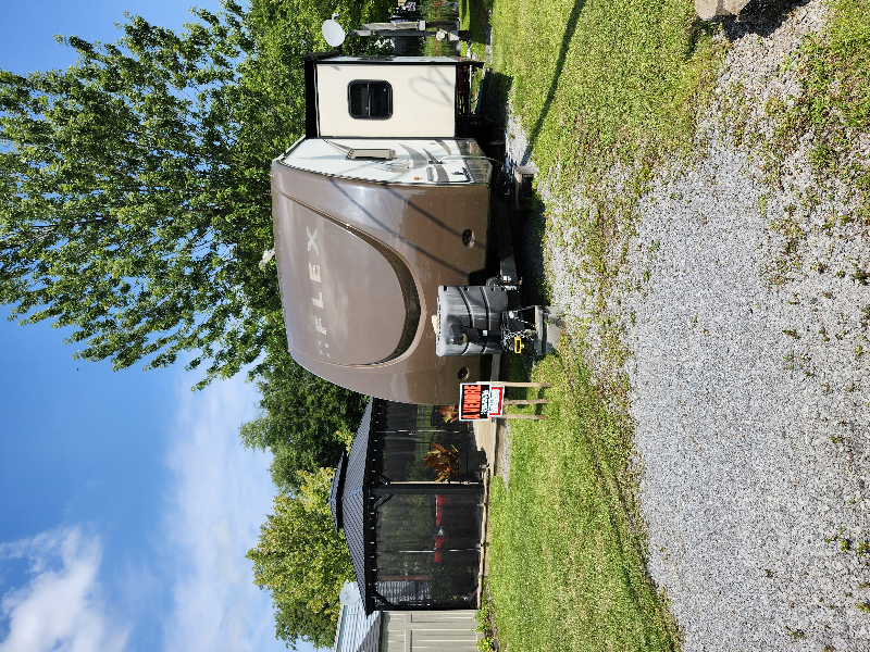 Roulotte 31 pieds set up complet - Camping des Érables + Kart 