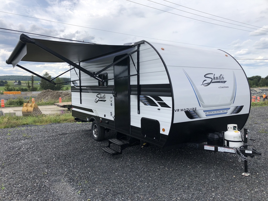 Shasta OASIS 18BH 2025