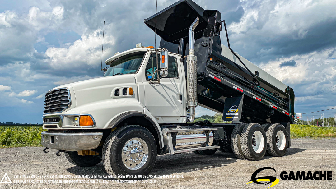 STERLING LT9500 TANDEM AXLE DUMP TRUCK 2007