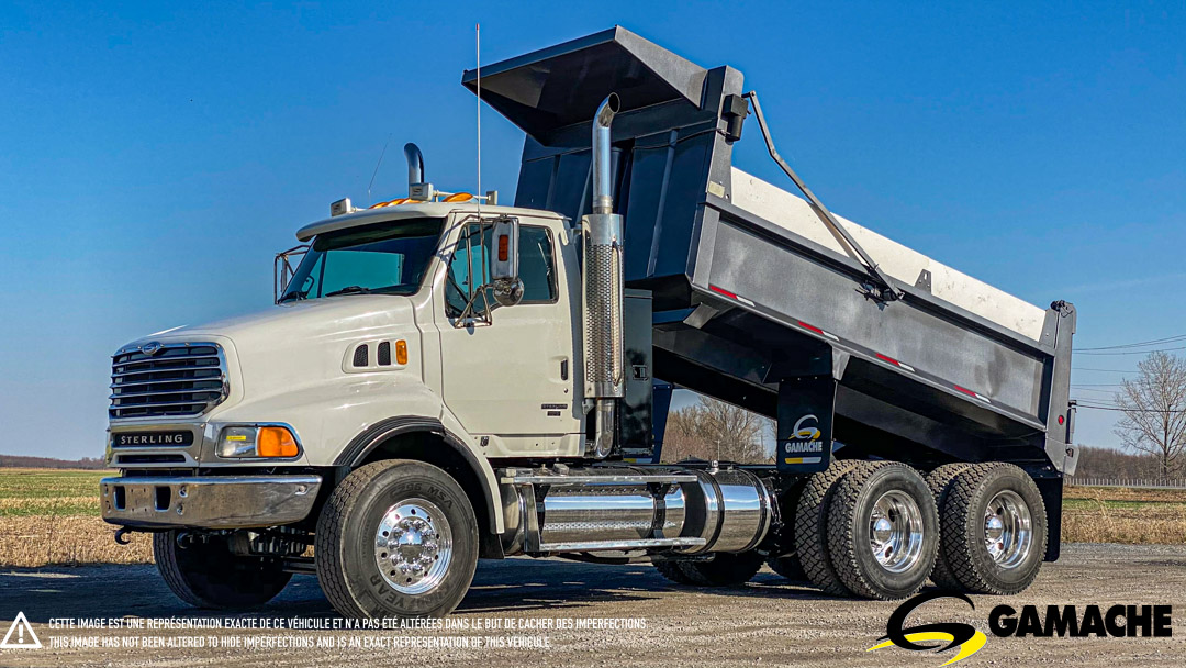 STERLING LT9500 TANDEM AXLE DUMP TRUCK 2007