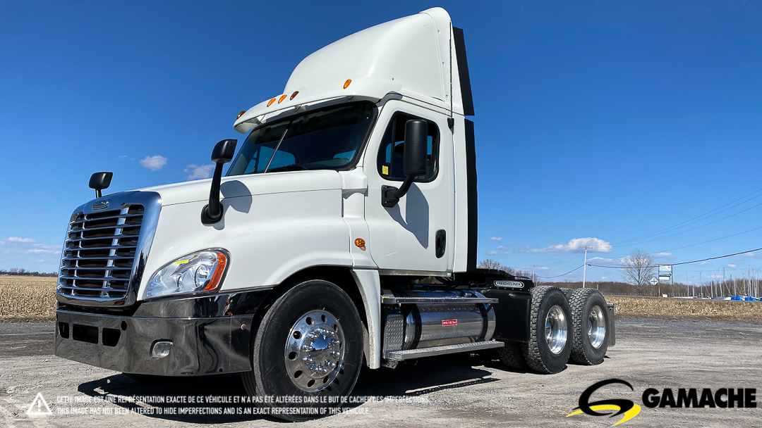 FREIGHTLINER CA125DC DAYCAB / DAY-CAB 2013