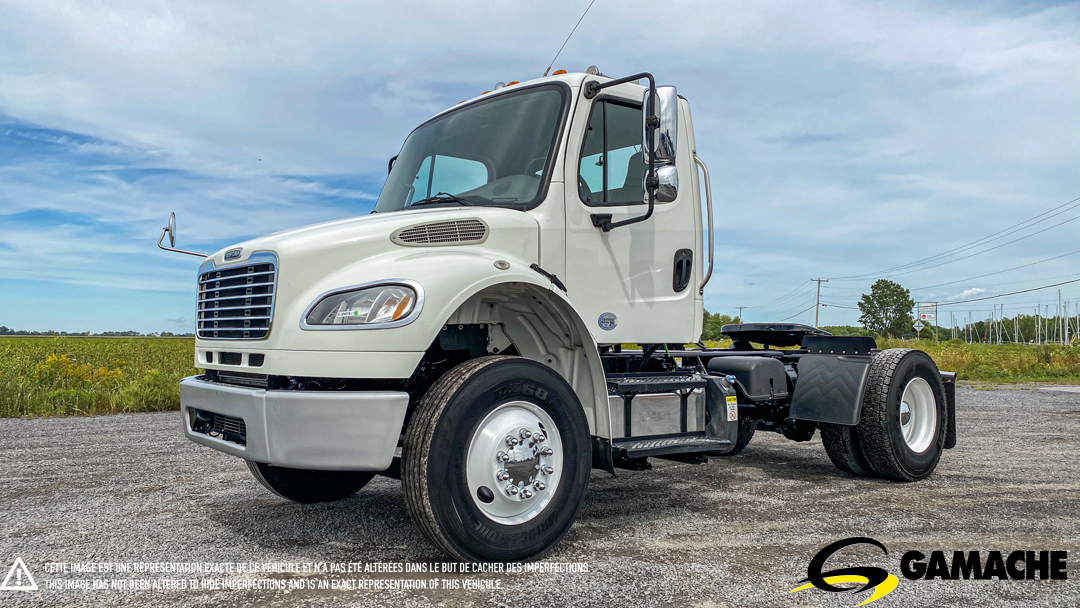 FREIGHTLINER M2 106 DAY CAB / DAY-CAB 2013