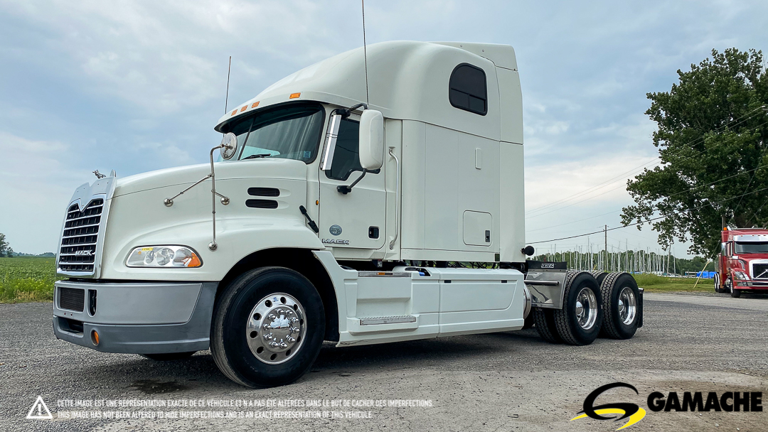 MACK CXU613 PINNACLE 2014