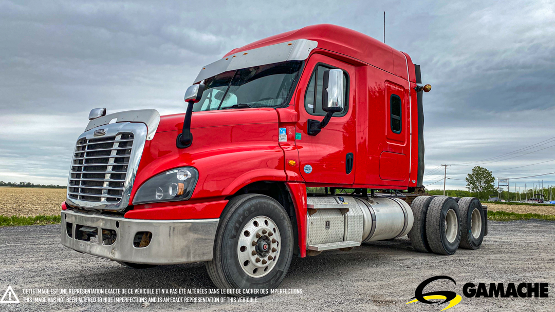 FREIGHTLINER CASCADIA  HIGHWAY / SLEEPER TRUCK 2016