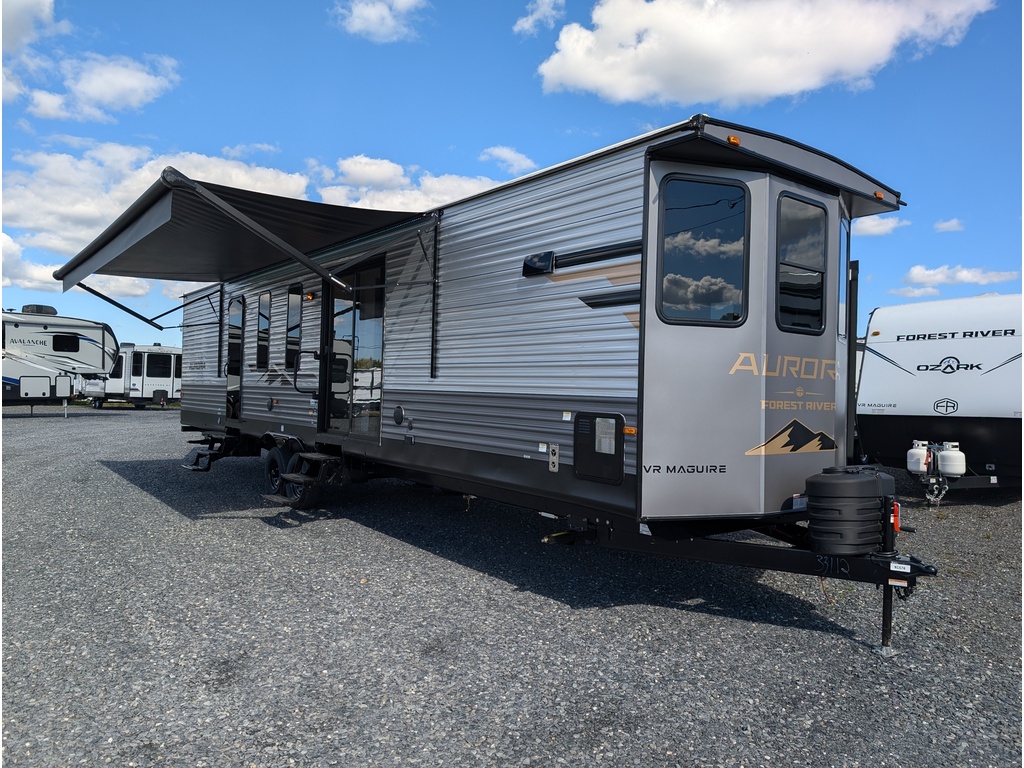 Coachmen AURORA 39MBTS 2025