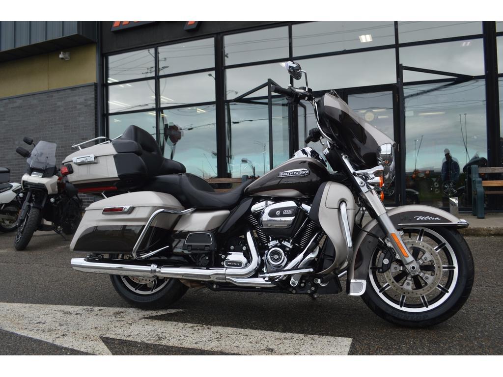 Harley-Davidson FLHTCU Electra Glide 2018