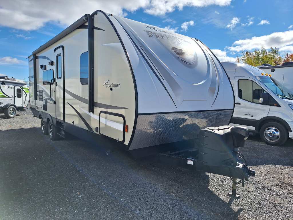 Coachmen Freedom Express 248RBS 2018