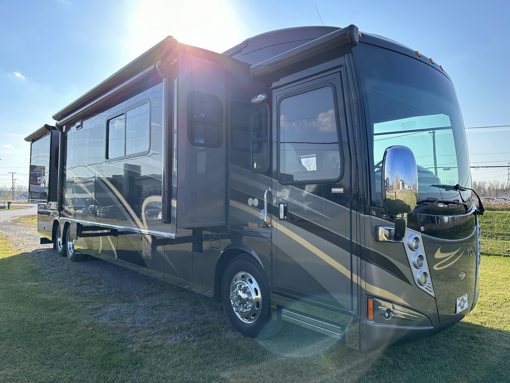 Winnebago Tour 42QD 2011