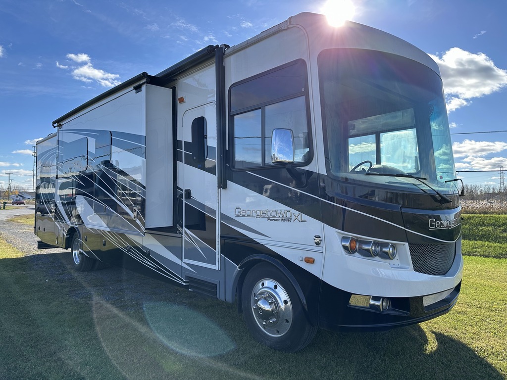 Forest River Georgetown XL 377TS 2017