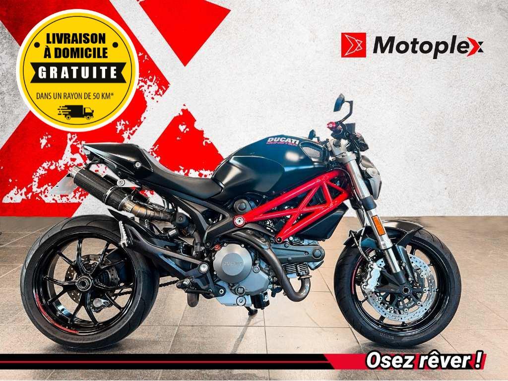 Ducati Monster 696 2012