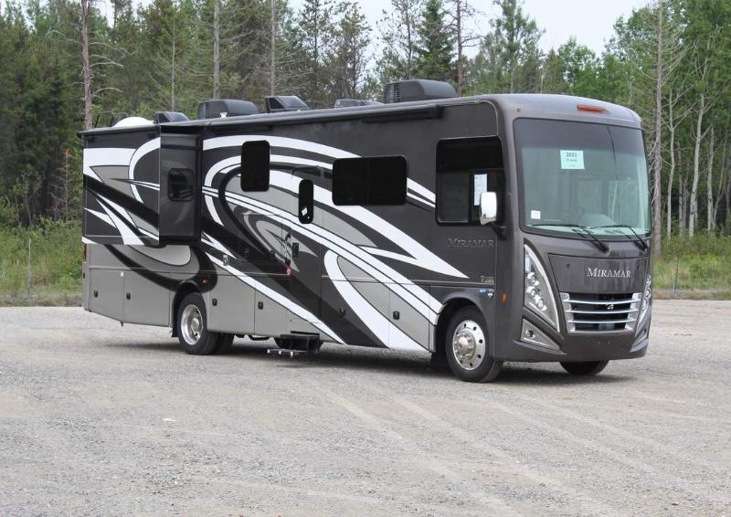 Thor Motor Coach Miramar 34.7 2023