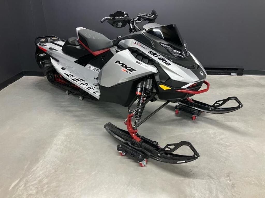 Ski-Doo MXZ X-RS 137 850 E-TEC Ice Ripper XT 1.25'' E.S... 2024