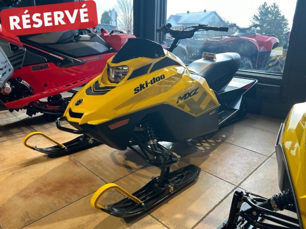 Ski-Doo MXZ 200 2024