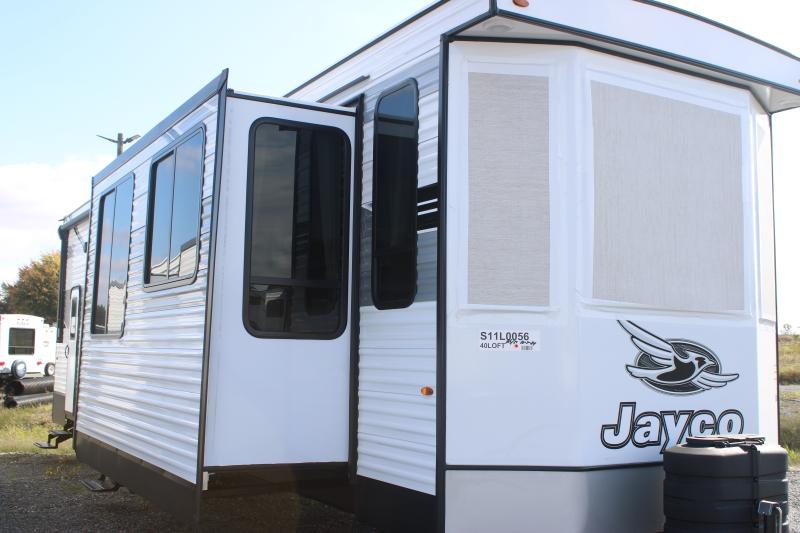 Jayco Jay Flight 40LOFT 2025