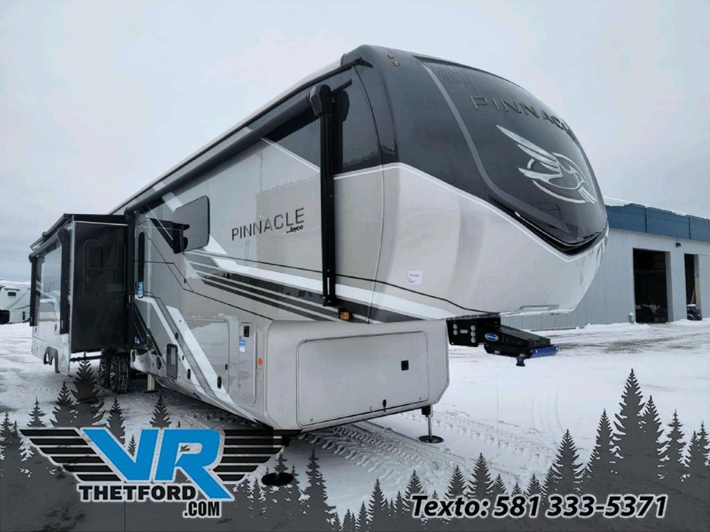 Jayco Pinnacle 38FBRK 2025