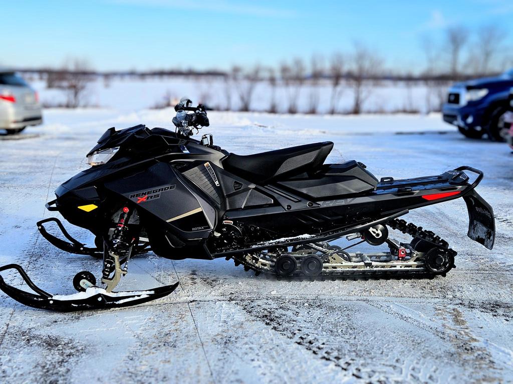 Ski-Doo RENEGADE XRS 850 2020