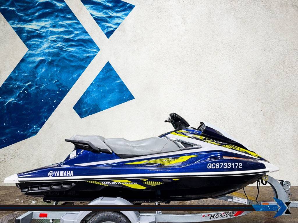 Yamaha VX DELUXE WAVERUNNER 2017