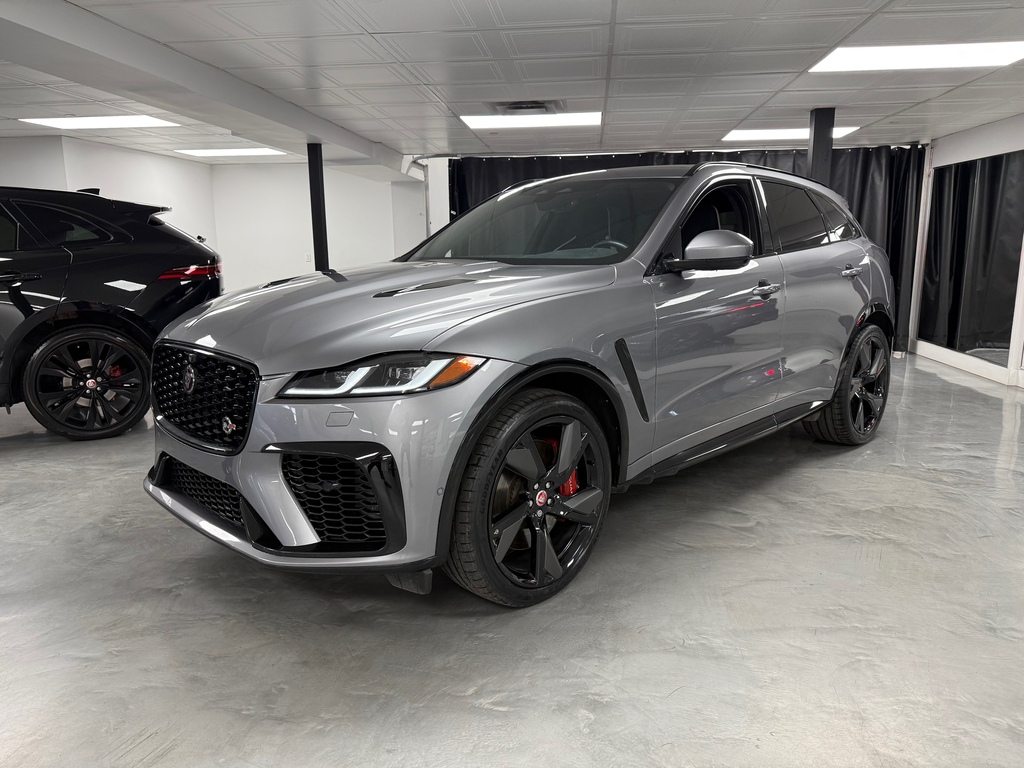 Jaguar F-Pace 5.0L V8 SUPERCHARGED – 542 HP – AWD – SVR – PANDA 2022