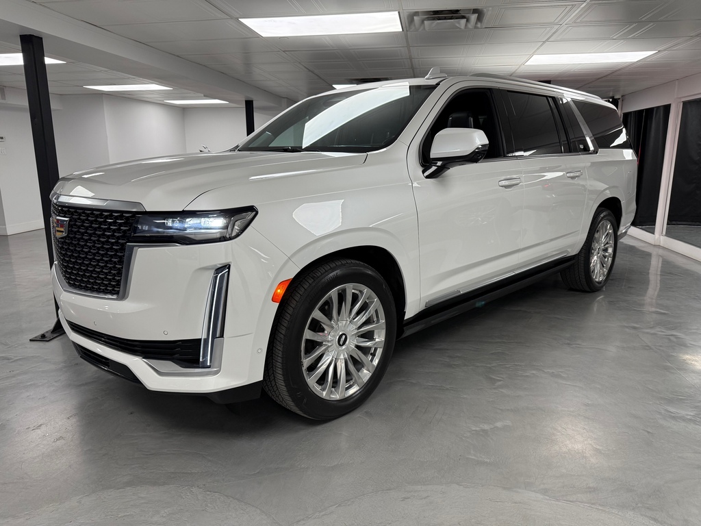 Cadillac Escalade 6.2L V8 – 420 HP – 4X4 – AKG STUDIO SOUND – REAR I 2021