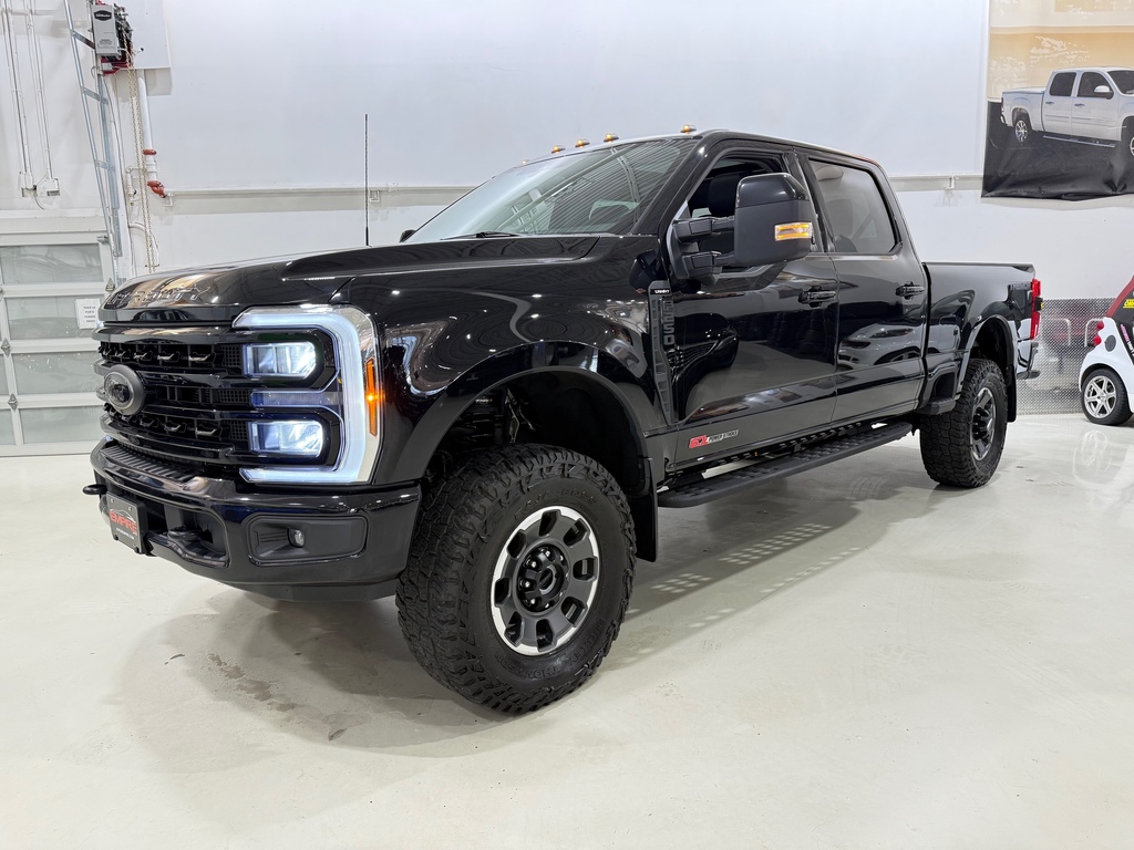 Ford F-250 6.7L POWER STROKE V8 DIESEL – 4X4 – 10-SPEED – CRE 2024