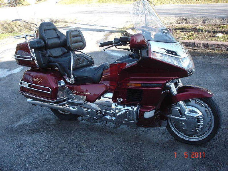 Moto Honda Gold Wing Aspencade Rouge 67500km