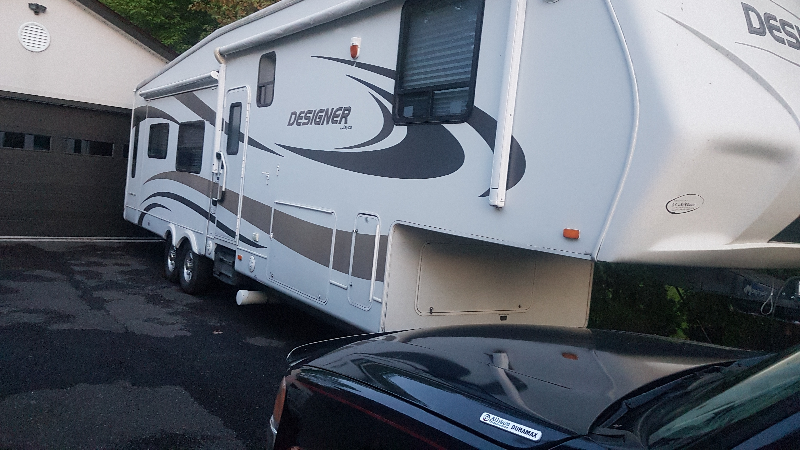 fifth wheel Jayco désigne 35 RLTS