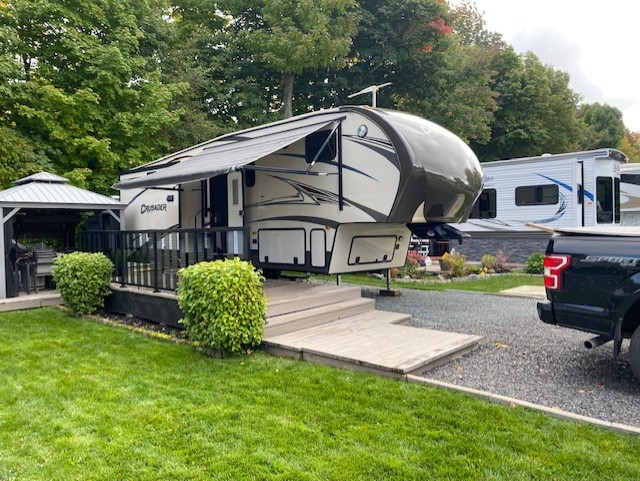 FIFTH WHEEL PRIME TIME CRUSADER 315RST 2016