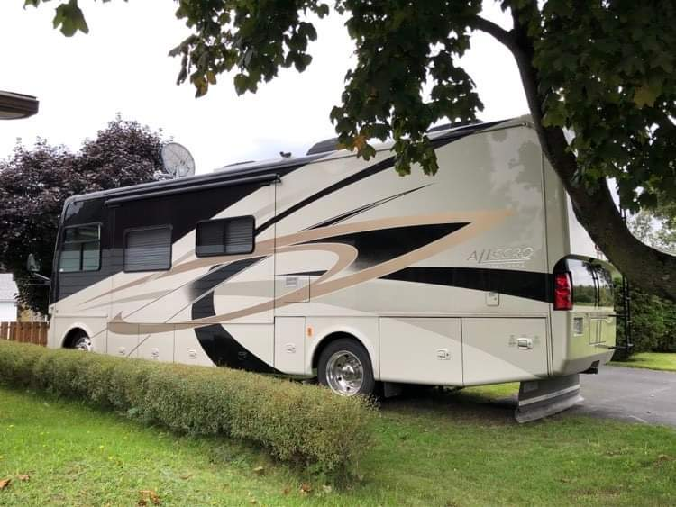 2010 Tiffin Allegro Open Road 33 pieds