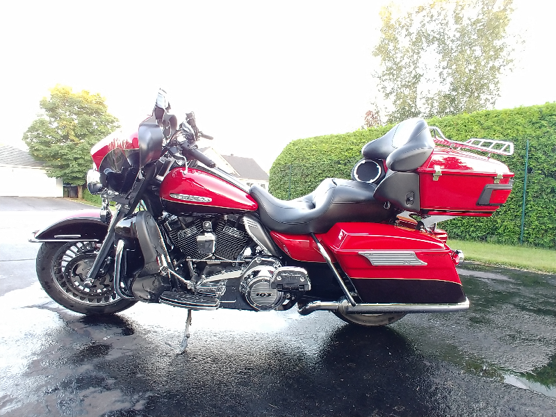 Harley-Davidson Electra-Glide FLHTK Ultra Limited 2011        88976 km