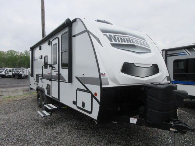 winnebago 2021 avec lit enfant et extension 2306bhs mur en azdel , a/c garantie 1 an inspecté 