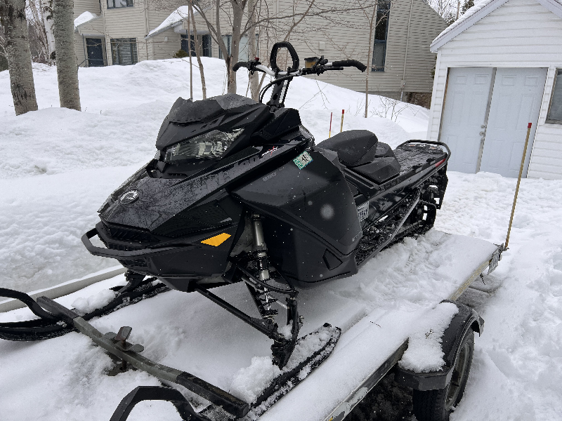 2021 Ski-Doo Summit SP 154 850 E-TEC