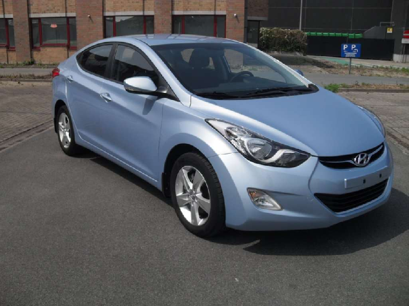 HYUNDAI ELANTRA 1.6 